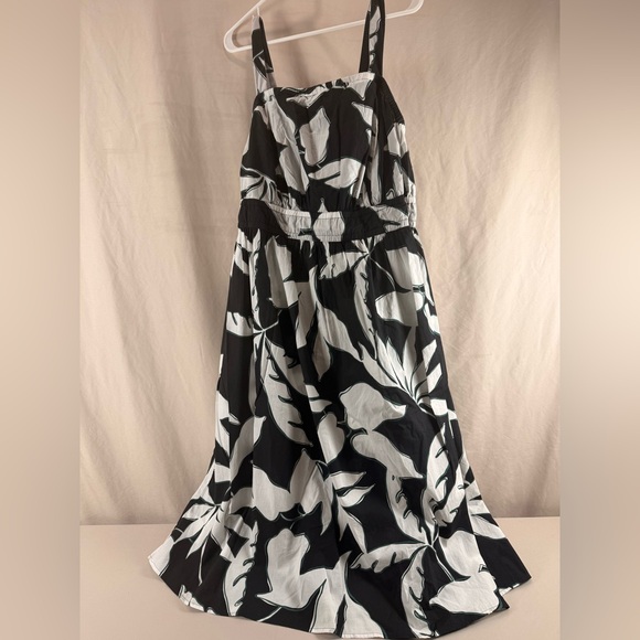 Lane Bryant Other - Black and White Tropical Maxi Dress